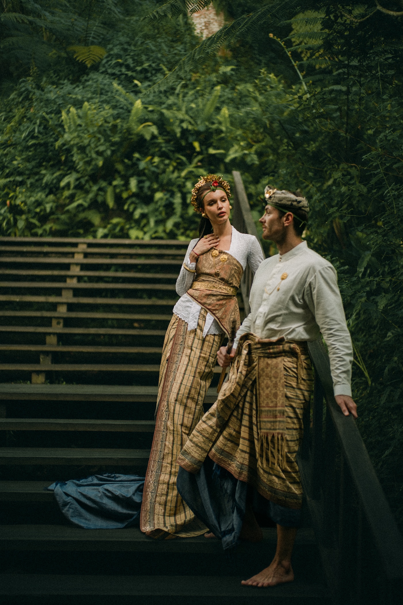 Balenese Wedding _attire.jpg